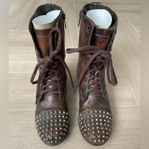 Steve Madden Tarnney Brown Gold Leather Stud Boots - 7 - Picture 3 of 6